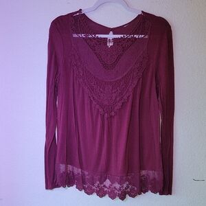 Elegant Lace Trim Burgundy Top